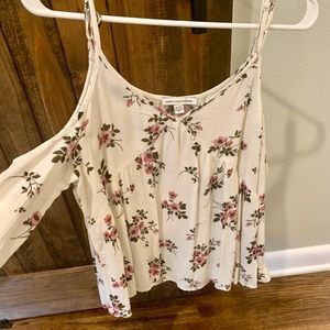 American eagle cold shoulder long top